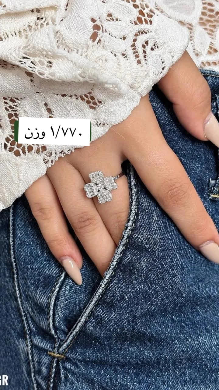 انگشتر نقره مدل شبدر عیار ۹۲۵ آبکاری طلا سفید وزن ۱ گرم و ۷۷۰ سوت